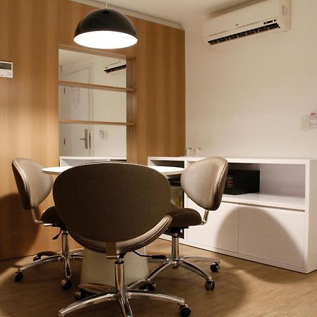 Отель Ibis Styles Brasilia Aeroporto Экстерьер фото