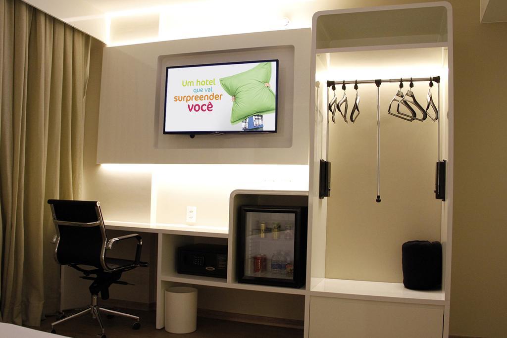 Отель Ibis Styles Brasilia Aeroporto Экстерьер фото